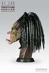 SideShow_Predator_Life_Size_Bust_02.jpg